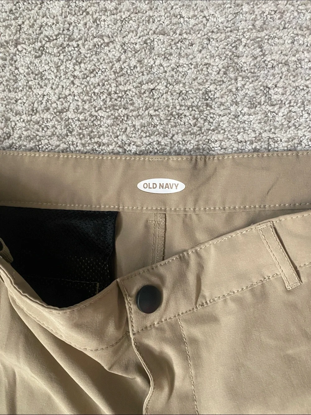 Old Navy Boys Tan Khaki Shorts Athletic Material Polyester Size 16